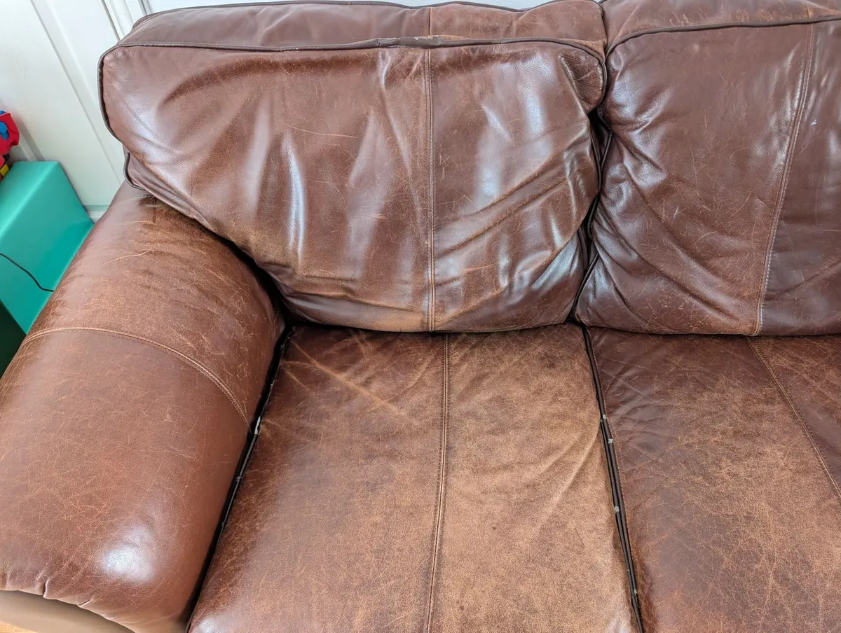 Sofa for free - Image 2