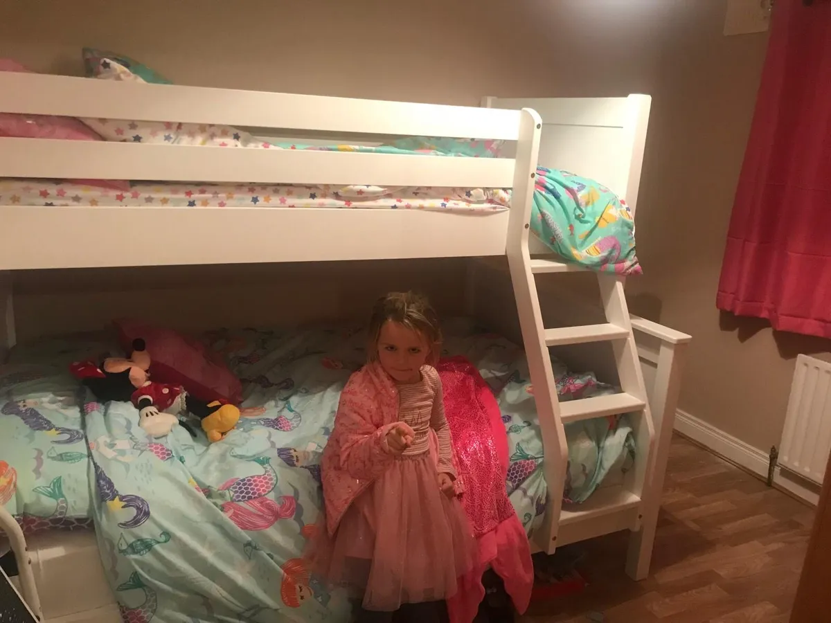 Triple Bunk Bed - Image 4