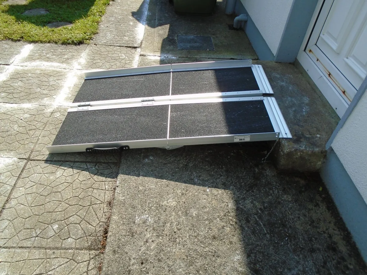 Wheelchair ramp. Ramp, Portable ramp - Image 3