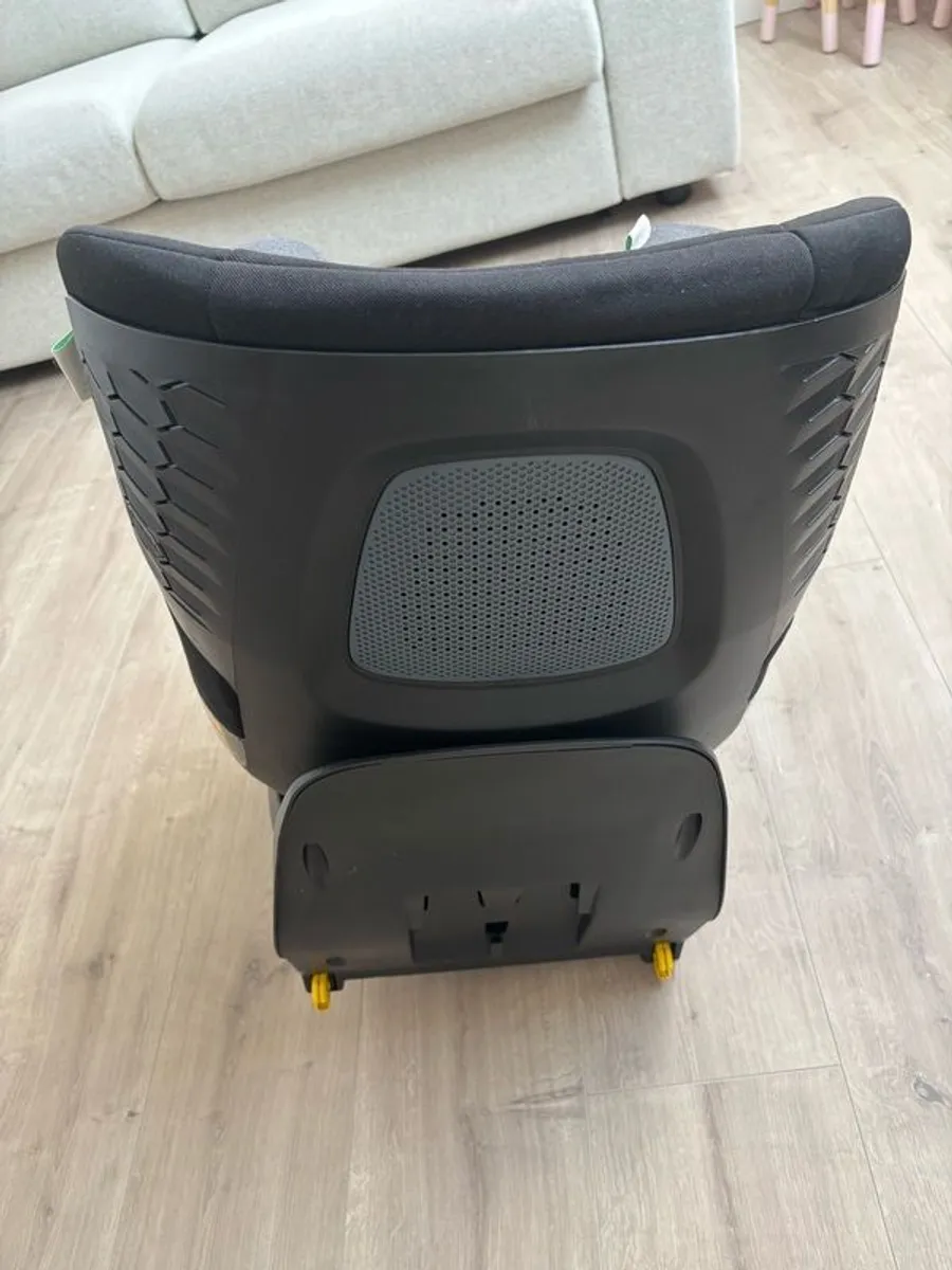 Maxi-Cosi Mica Pro Eco i-Size Car Seat - Image 4