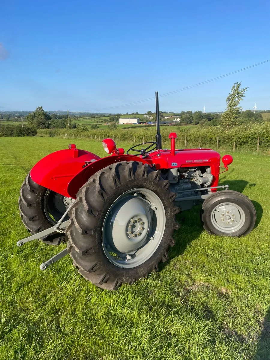 Massey Ferguson 35 *live drive* - Image 3