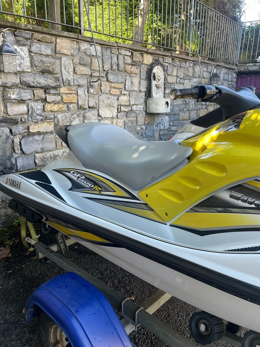 Jet ski - Image 3
