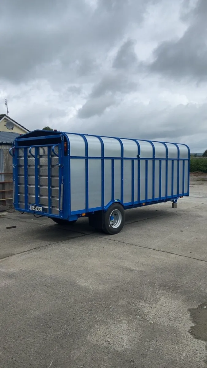 18’x7’ Cattle trailer - Image 1