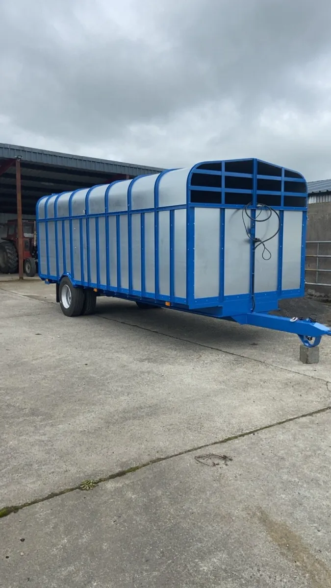 18’x7’ Cattle trailer - Image 2