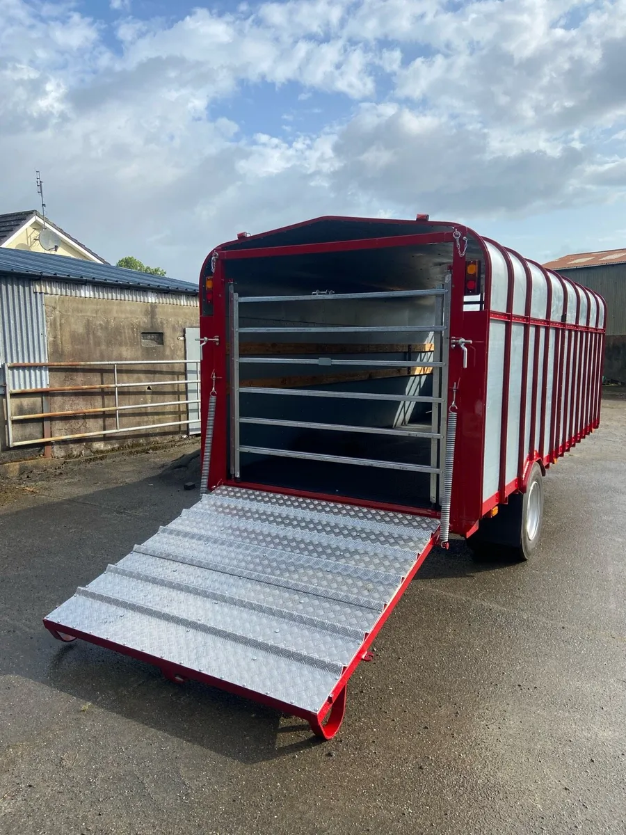 18’x7’ Cattle trailer - Image 3