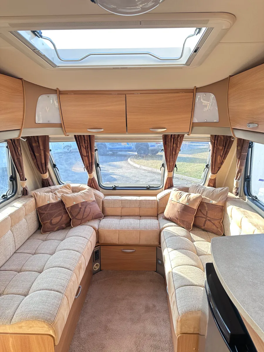 ✨BARGAIN SWIFT CORNICHE 4 BERTH✨ - Image 3