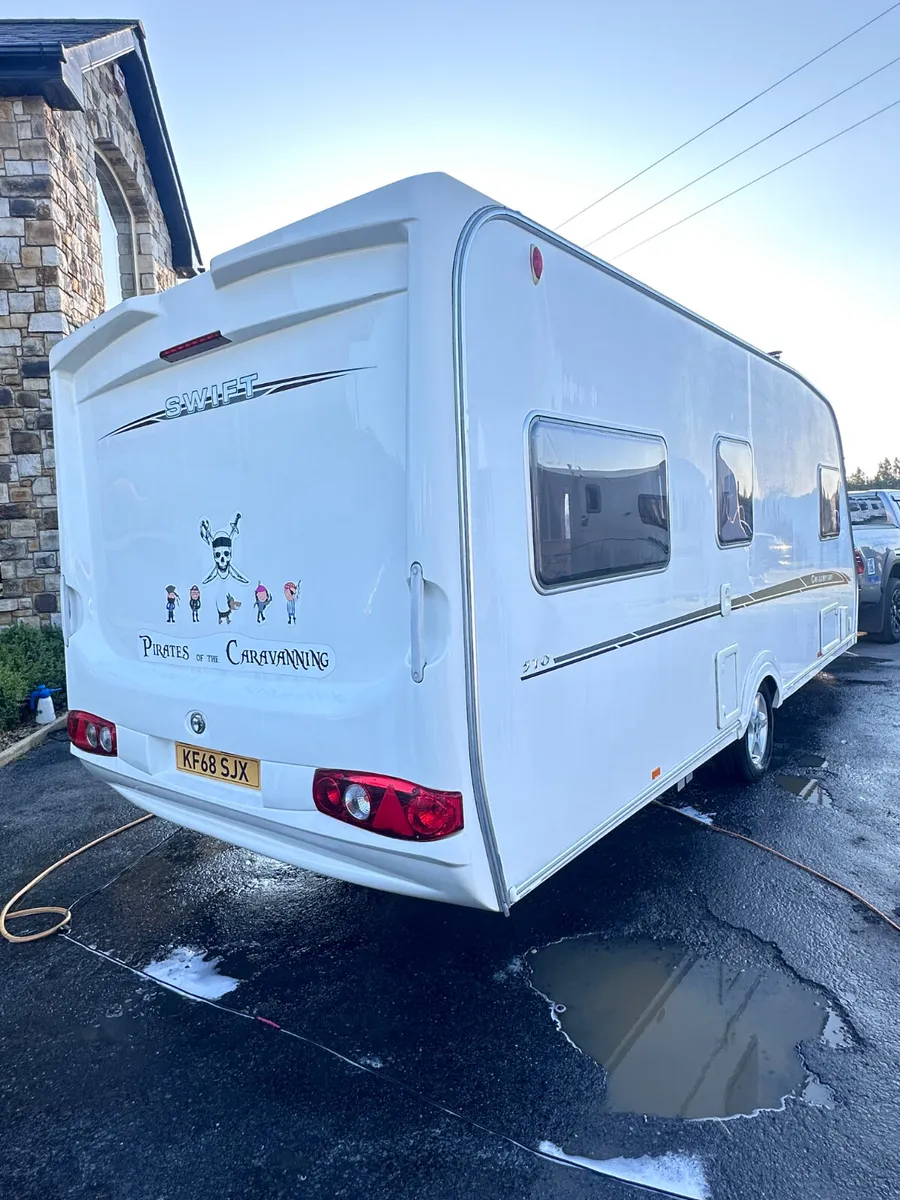 ✨SWIFT CHALLENGER 510 4 BERTH FIXED SINGLE BEDS✨ - Image 2