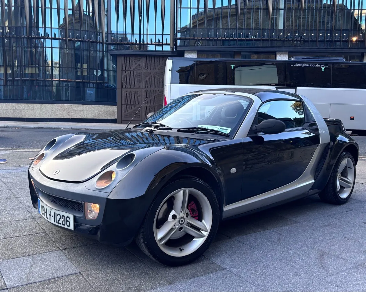 Smart Roadster - Image 1