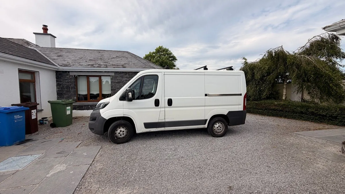 Peugeot boxer van - Image 2