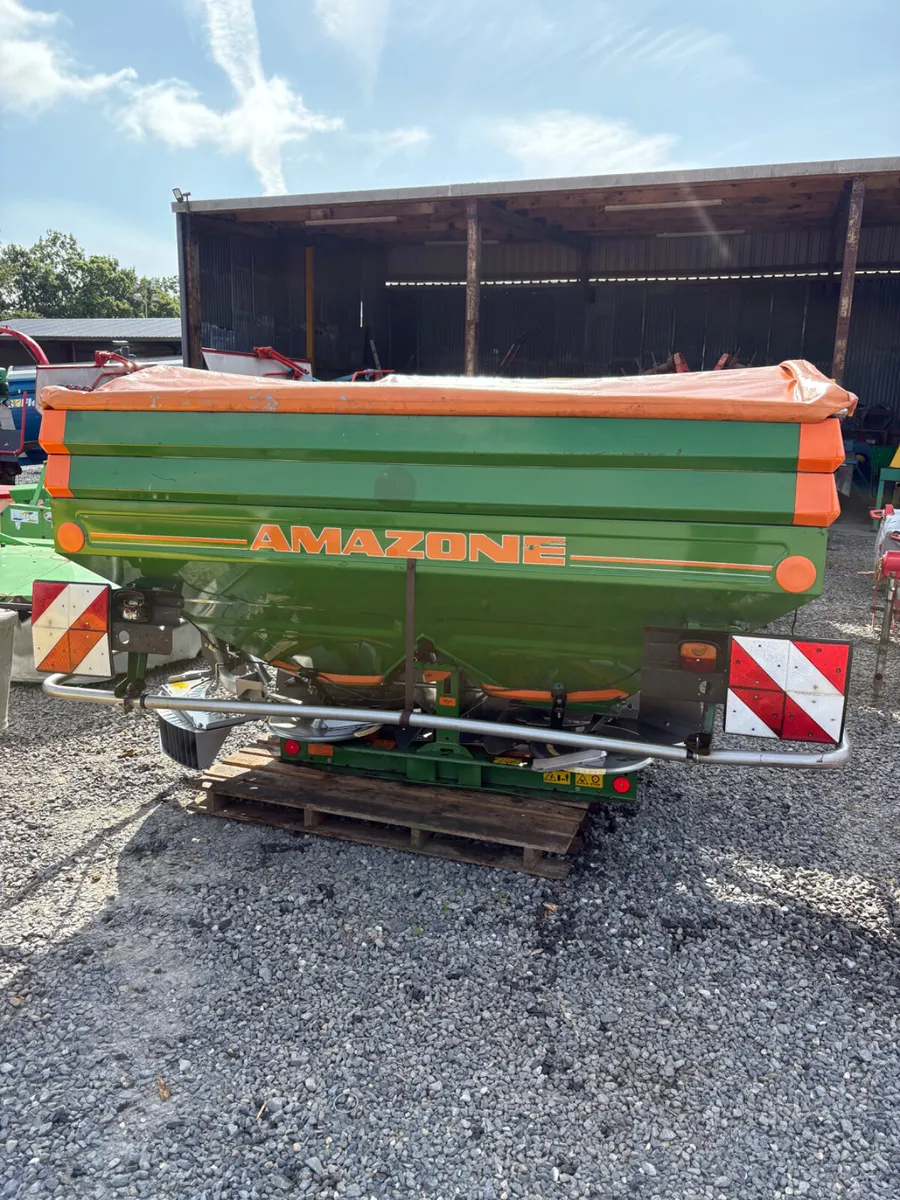 Amazone Fertiliser Spreader - Image 2