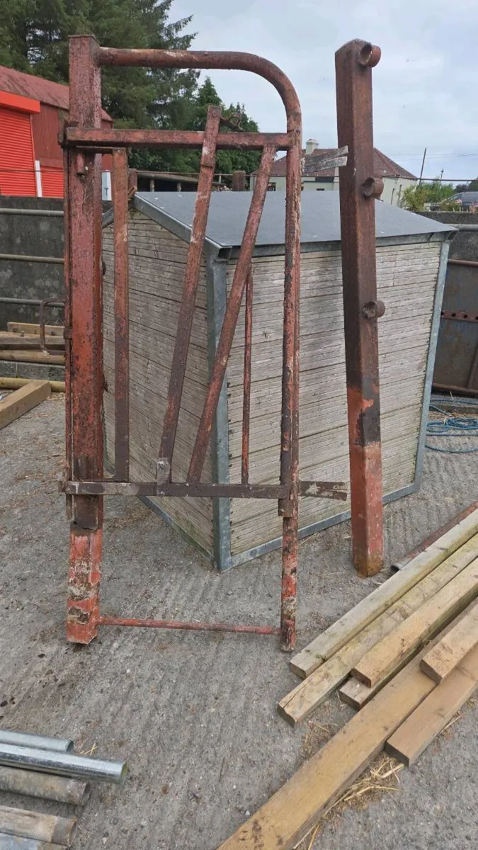 ******* Sculling Gate ******* - Image 2