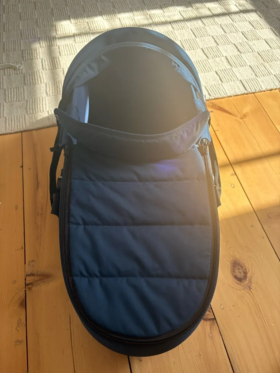 YoYo Babyzen Bassinet - Image 2