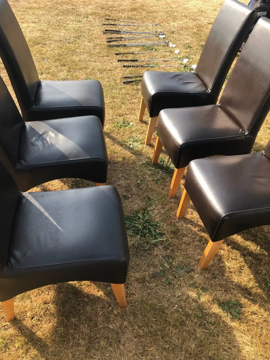 Leather oak dining chairs - Image 4