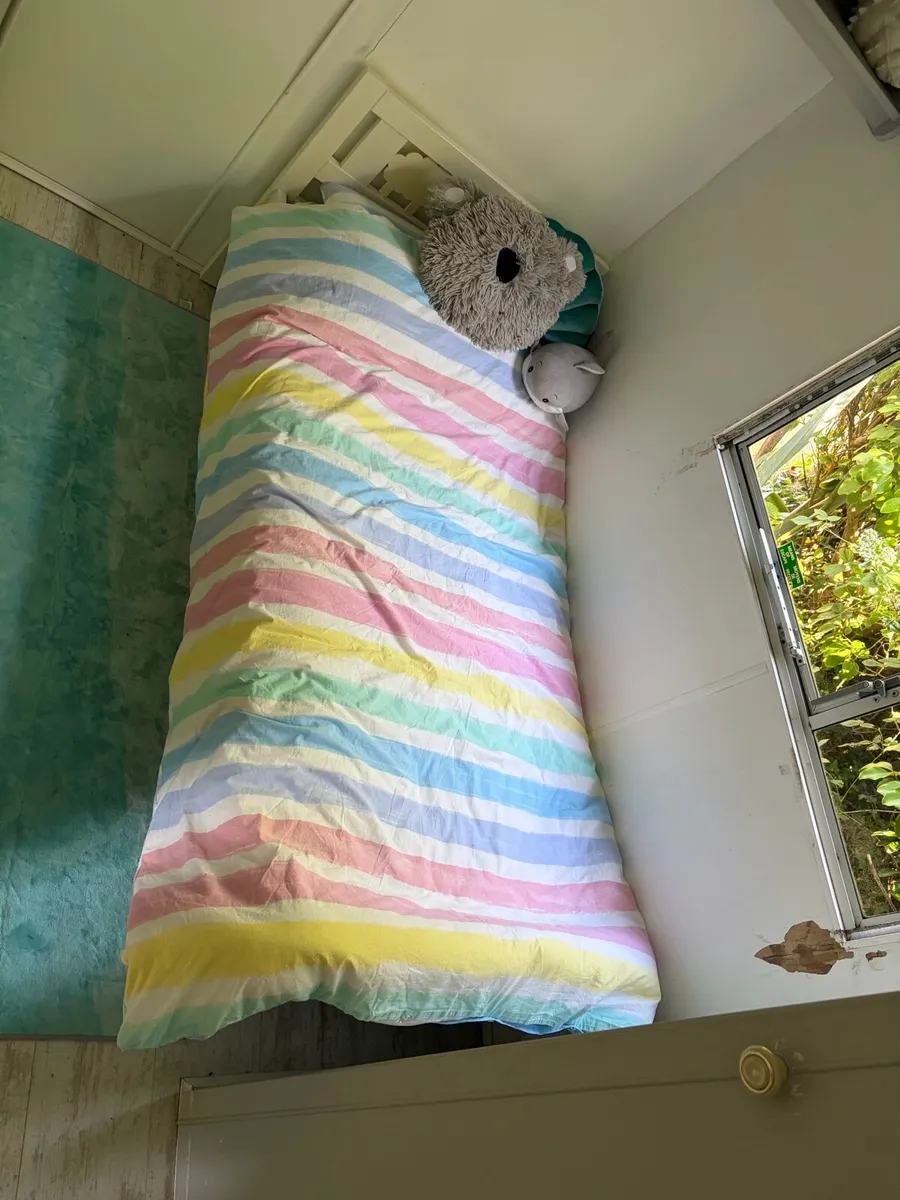 Kids bed (ikea) - Image 1