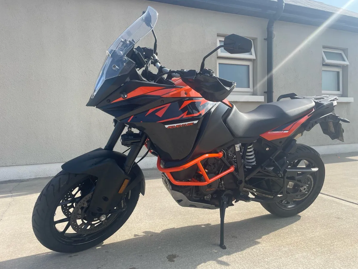 KTM 1090 Adventure S - 2018 - Image 2