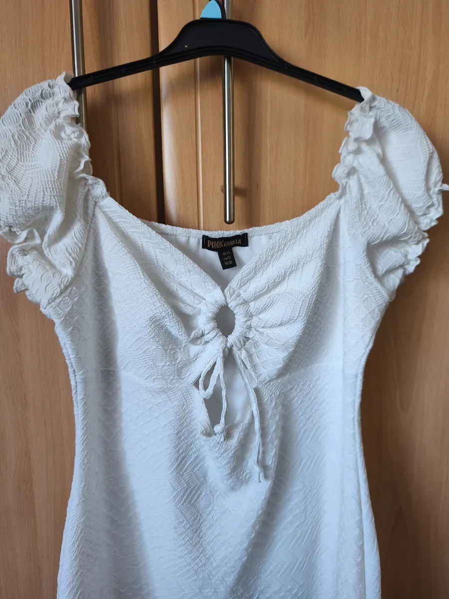 Dress size small 14 - Image 3