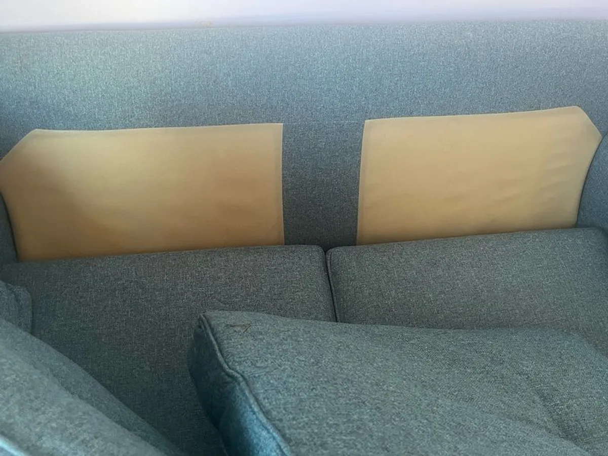 sofa - Image 3