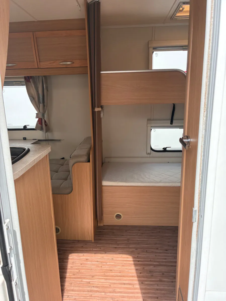 Elddis Xplore bunk beds - Image 2