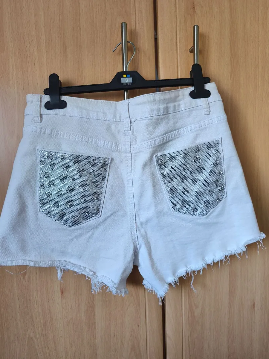 Shorts - Image 2