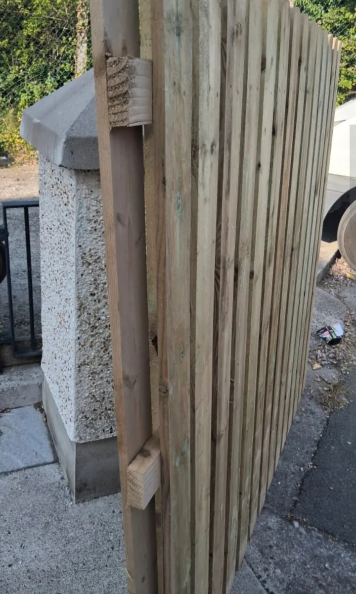 New treated Fencing - Image 2