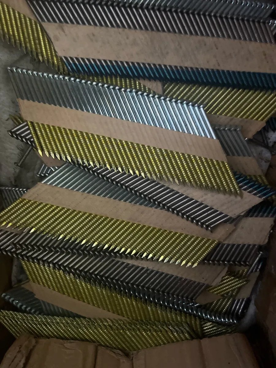 New  galvanised paper-collated framing nails - Image 1
