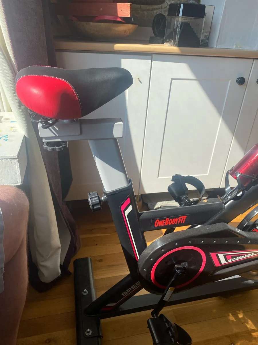 Exercise bike - Image 3