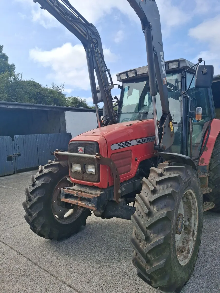 Massey Ferguson 6255 - Image 1