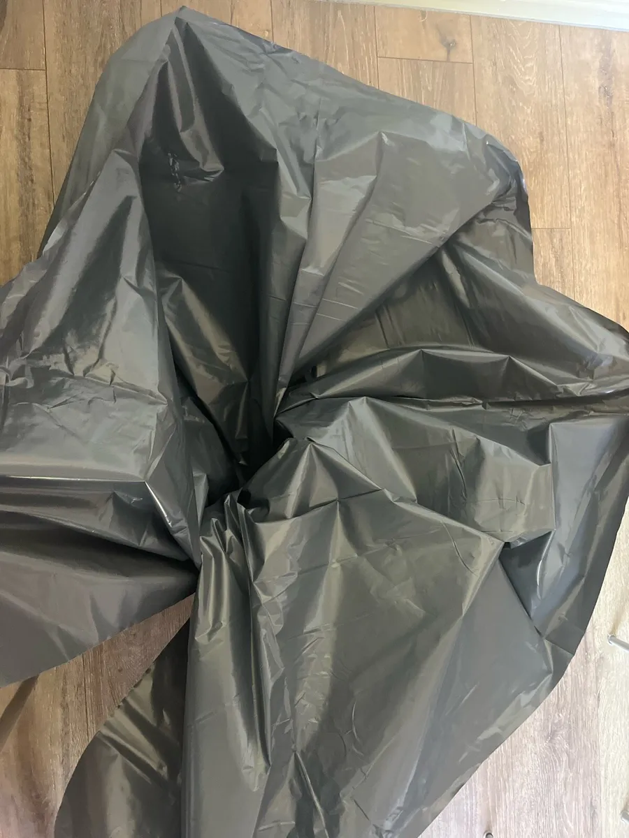 New roll of grey heavy film membrane - Image 4