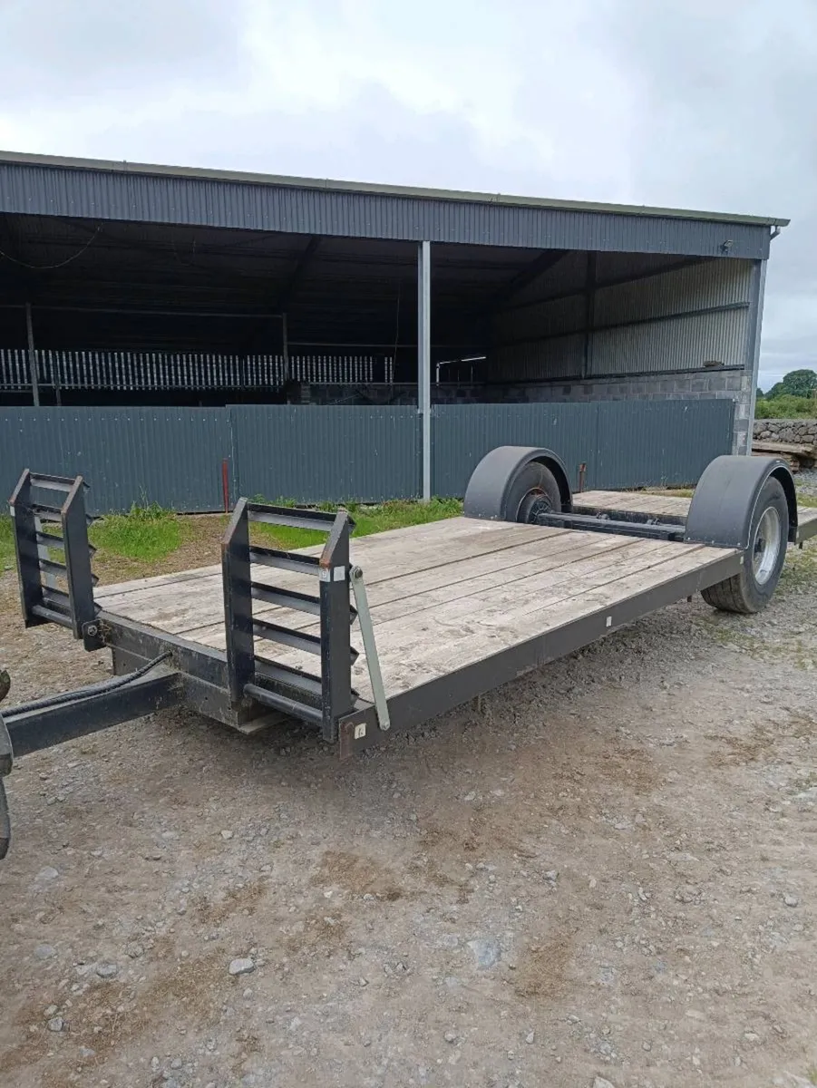 Low loader - Image 1