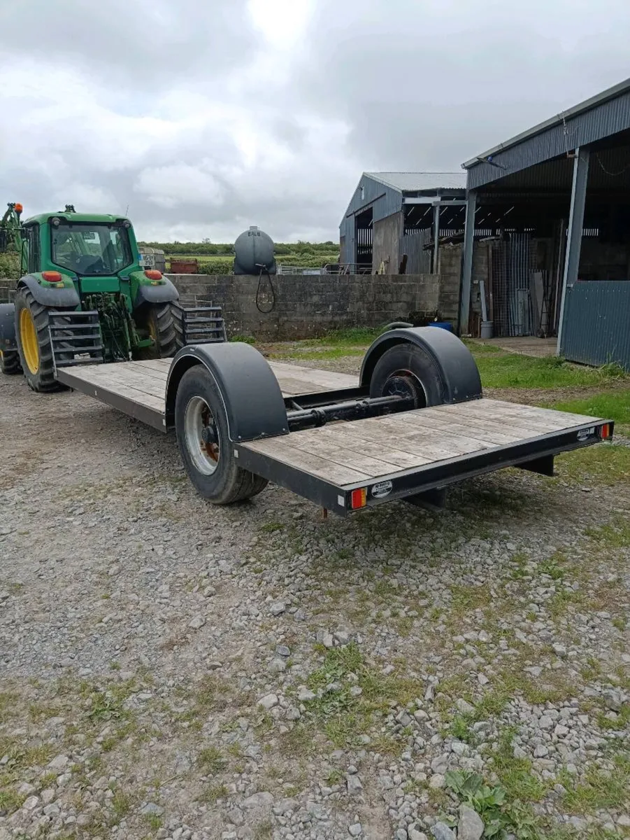 Low loader - Image 2