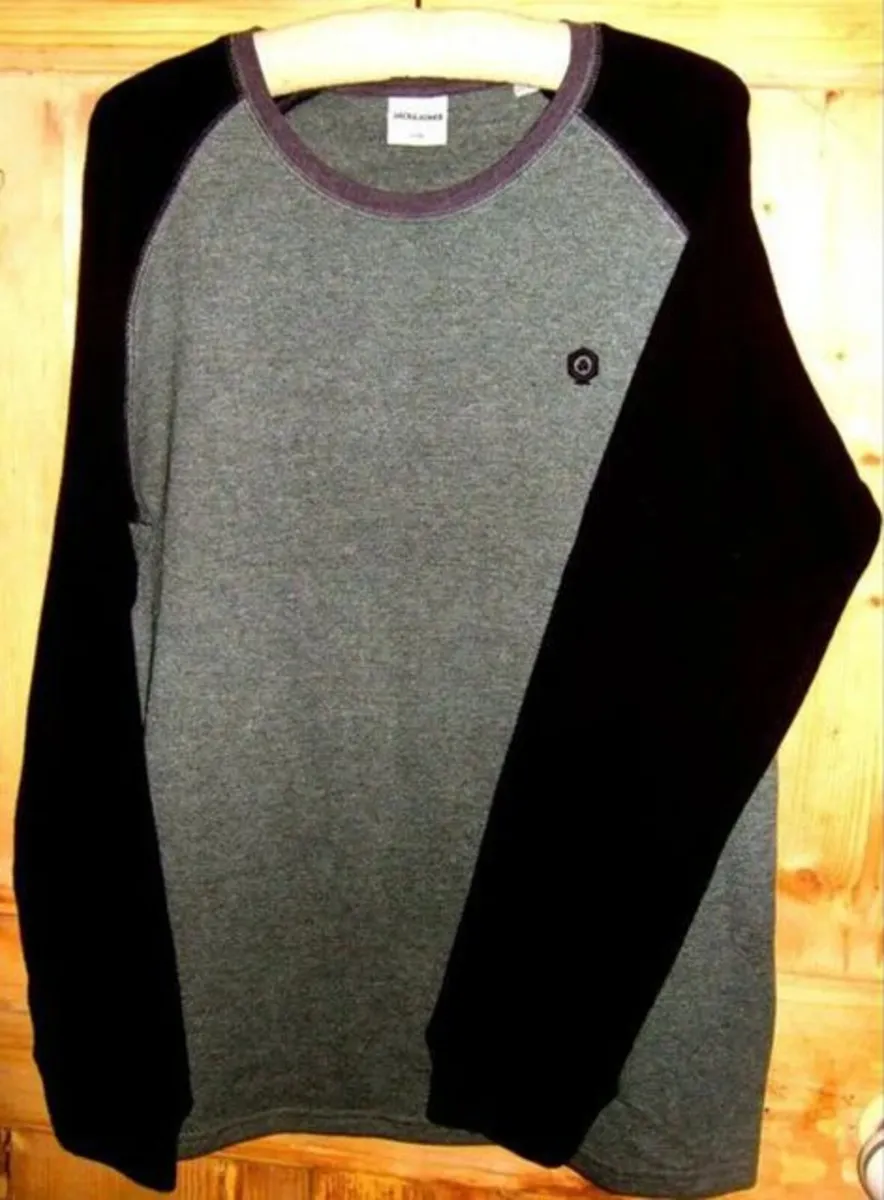 Jack & Jones Long Sleeved Top-Ex Display - Image 3