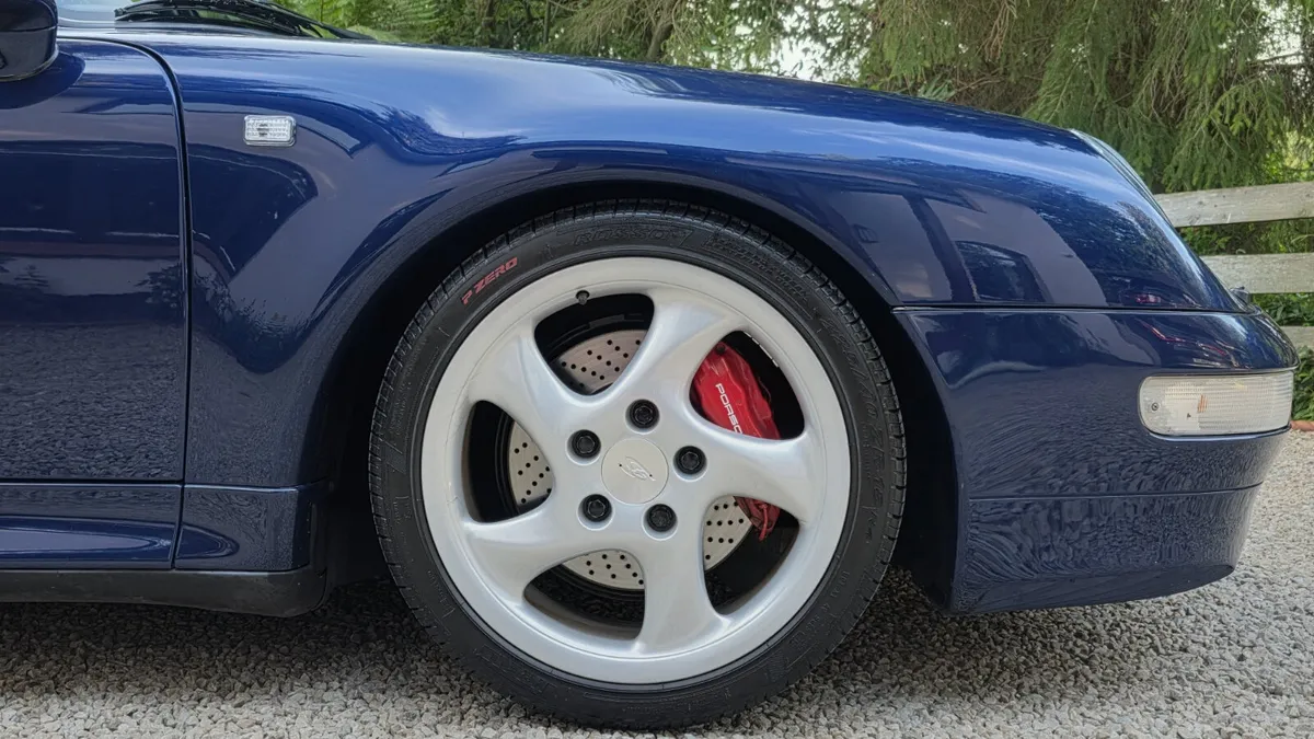 1996 Porsche 911 Carrera 4S - 993 - Image 4