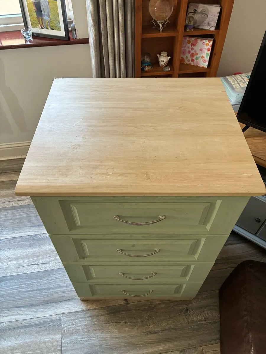 Chest of drawers - Image 2