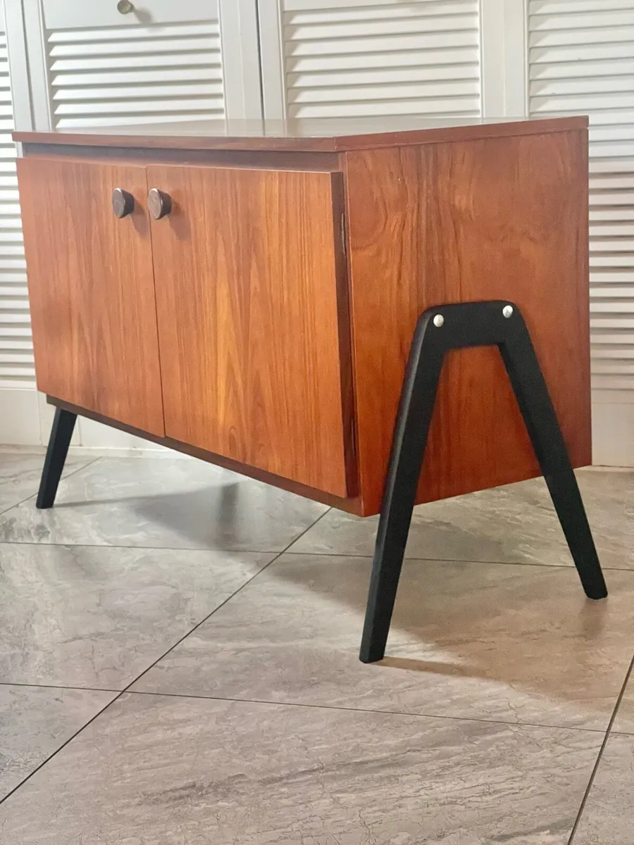 Mid century sideboard - Image 4