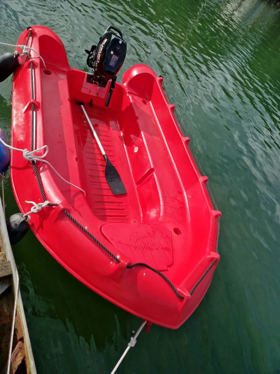 Whaly 3.1 m polyethylene boat - Image 2