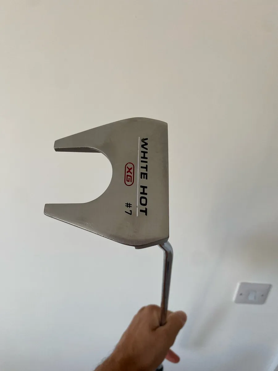 Odyssey No7 white hot putter - Image 1