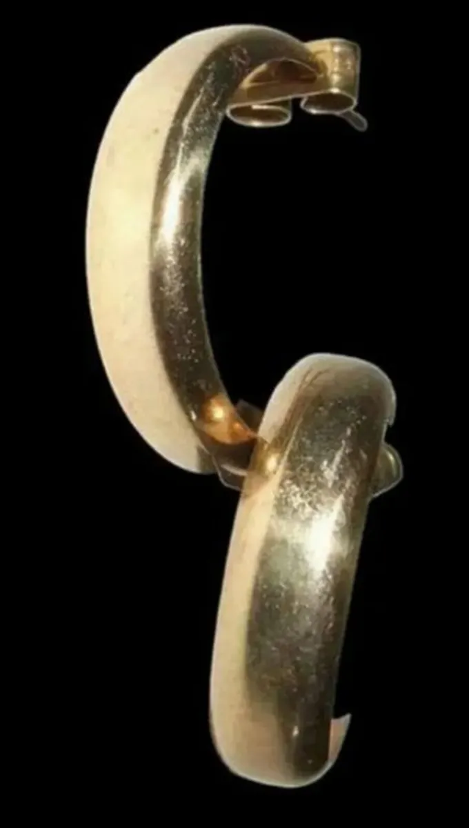 Vintage 9ct Gold Hallmarked Hoop Earrings - Image 3