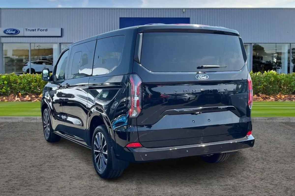 Ford Tourneo Custom Titanium X - Image 2