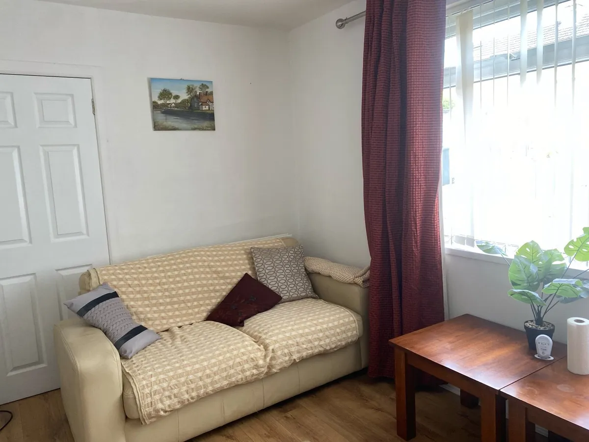 Summer Holiday Home in Antrim | Sleeps 4/5 - Image 3