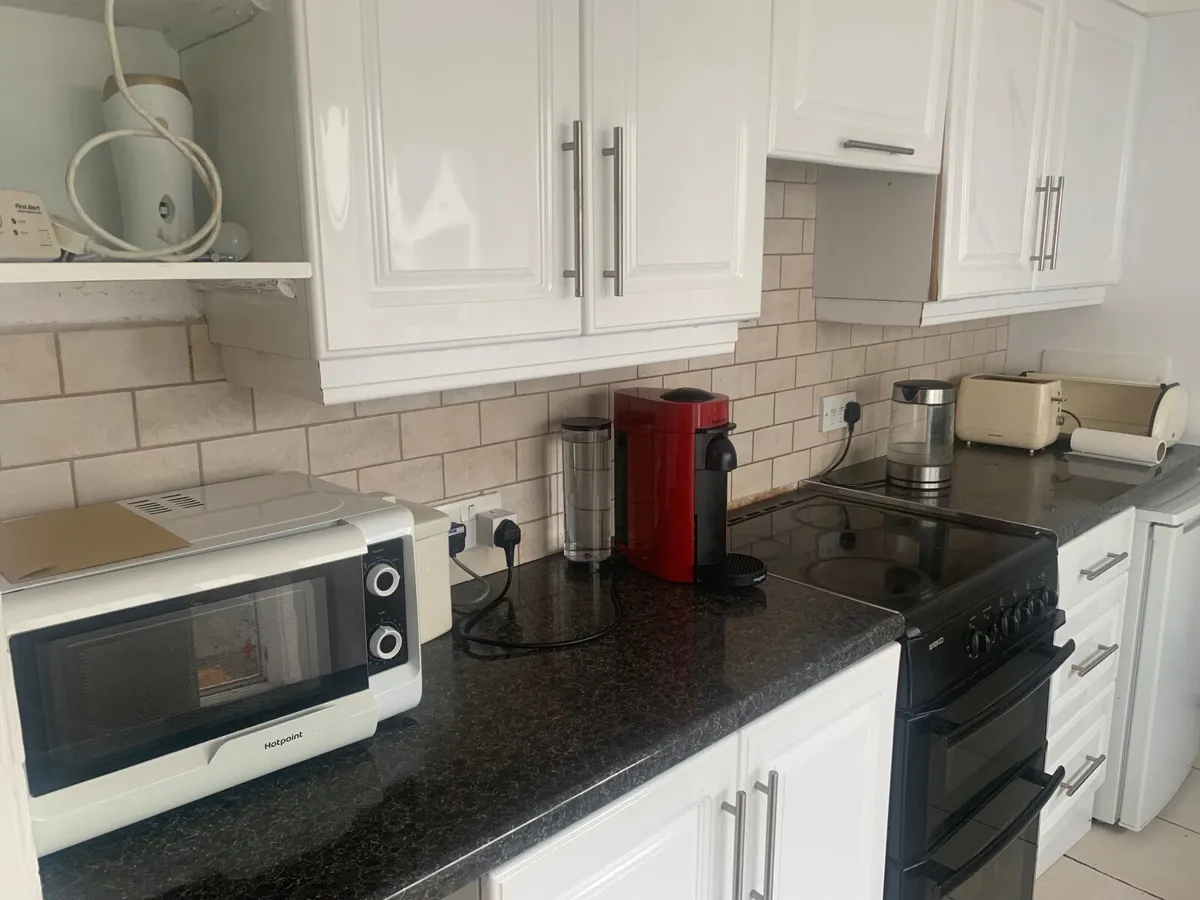 Summer Holiday Home in Antrim | Sleeps 4/5 - Image 4