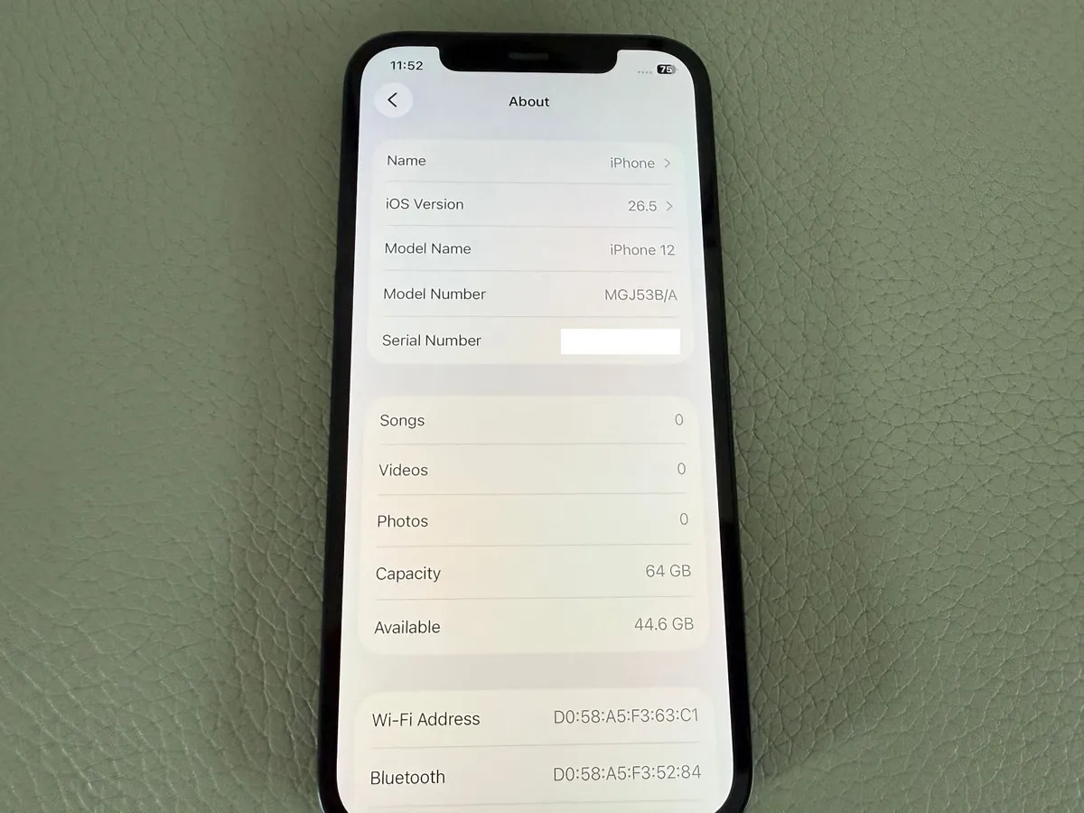 iPhone 12 64GB THREE network - Image 3