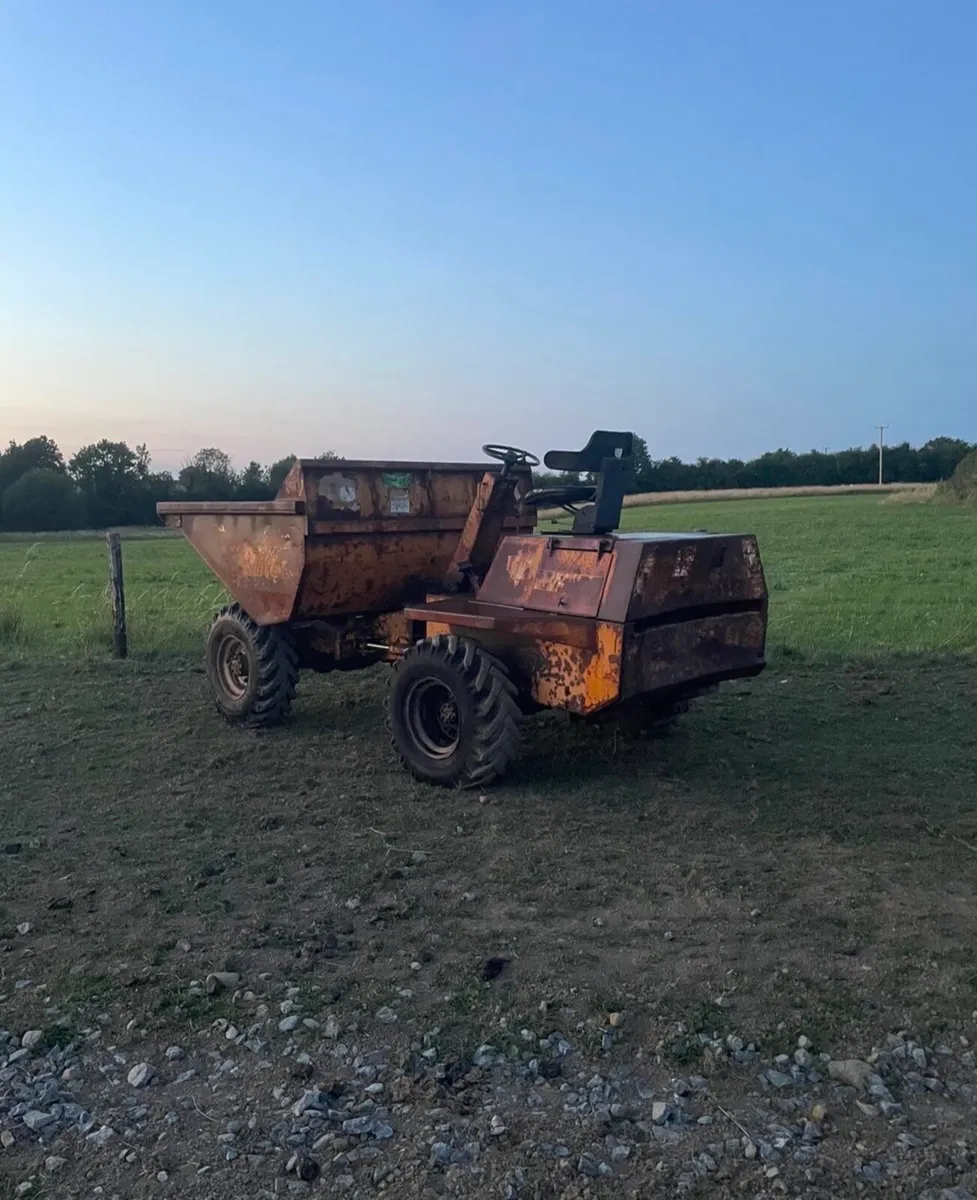 BENFORD 3 ton straight tip dumper - Image 1