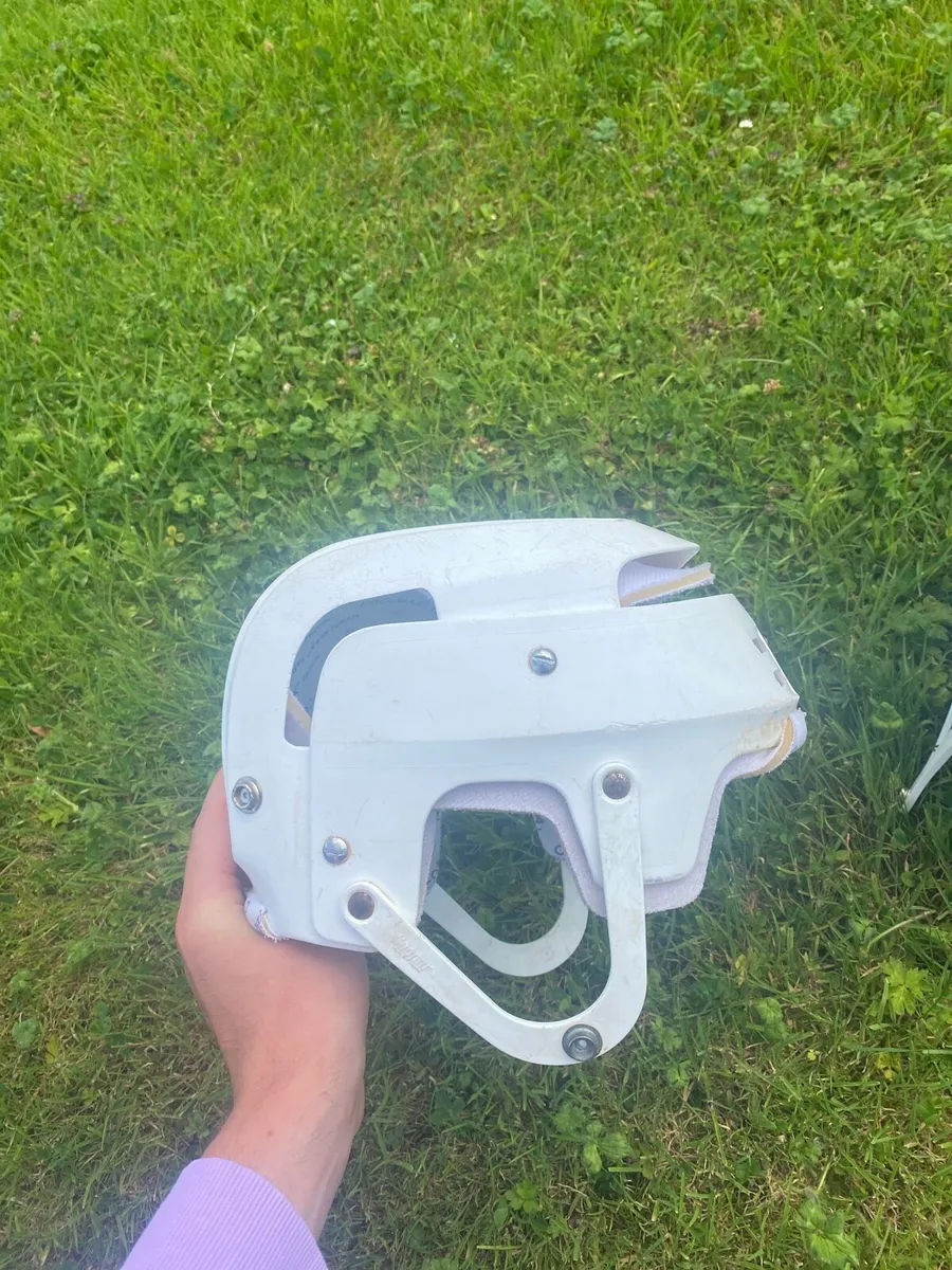 Hurling helmets - Image 4