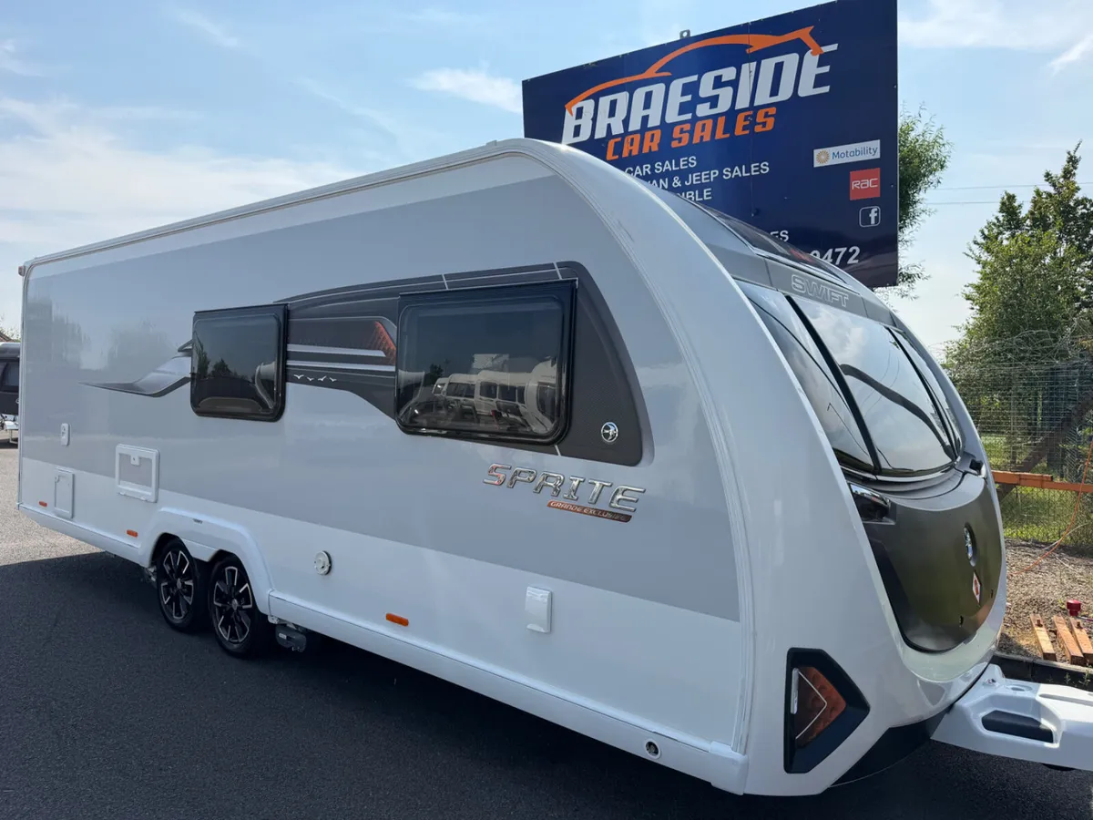 2025 SWIFT EXCLUSIVE GRANDE 8FT 6/7 BERTH EXTRAS!! - Image 1