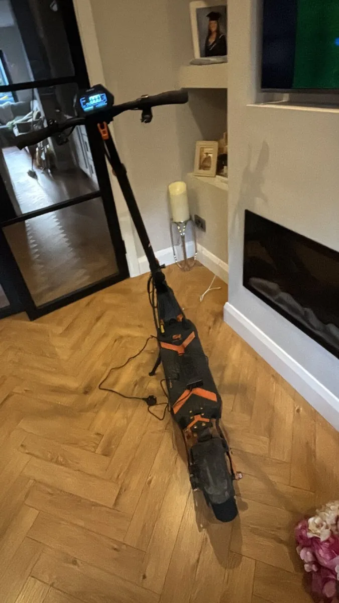 G2 max scooter - Image 2