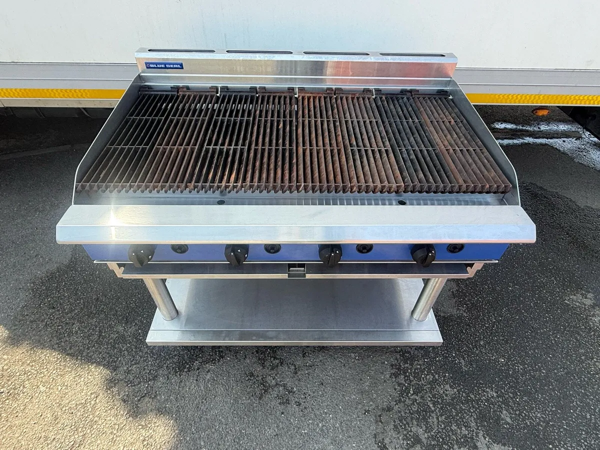 Blue seal chargrill with stand - Image 3