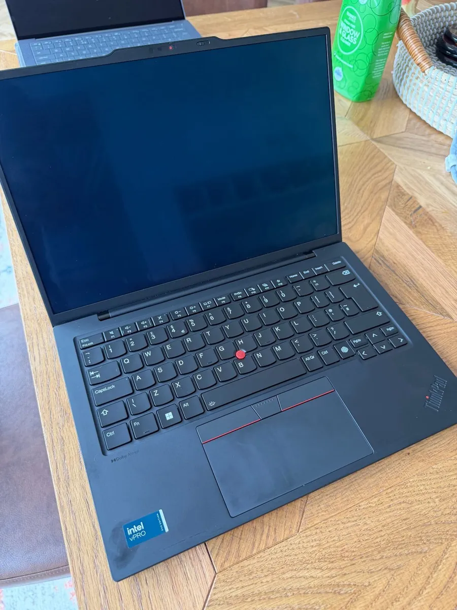 Lenovo Thinkpad X1 Carbon Gen 12 Touch - Image 2