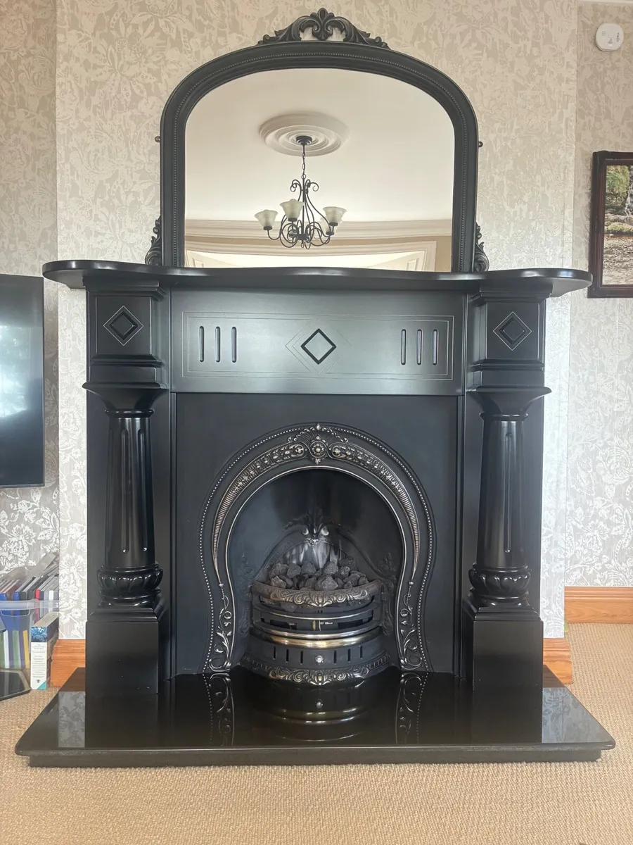 Fire place - Image 2