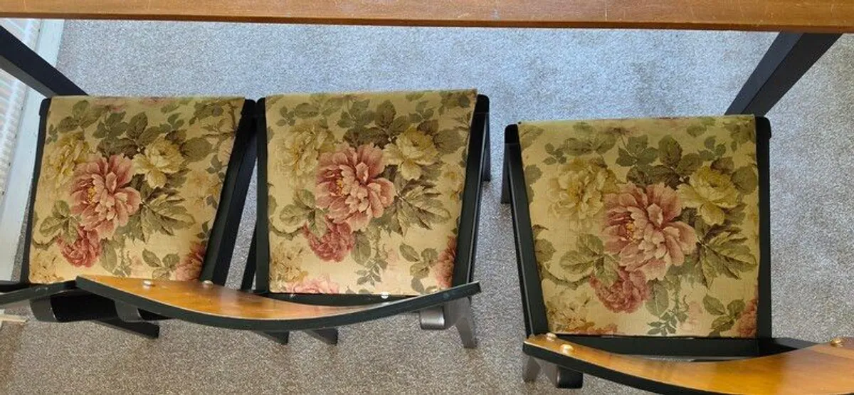 Dining Table and Chairs - Image 3