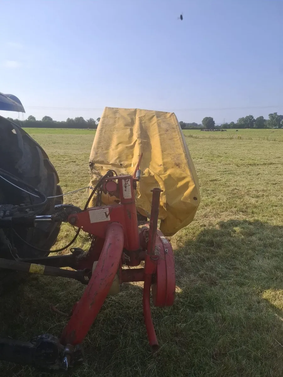 Maragon and Malone 7 foot disc mower - Image 1